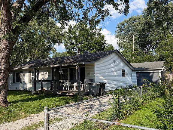 3rd image of 2629 Fredonia Rd