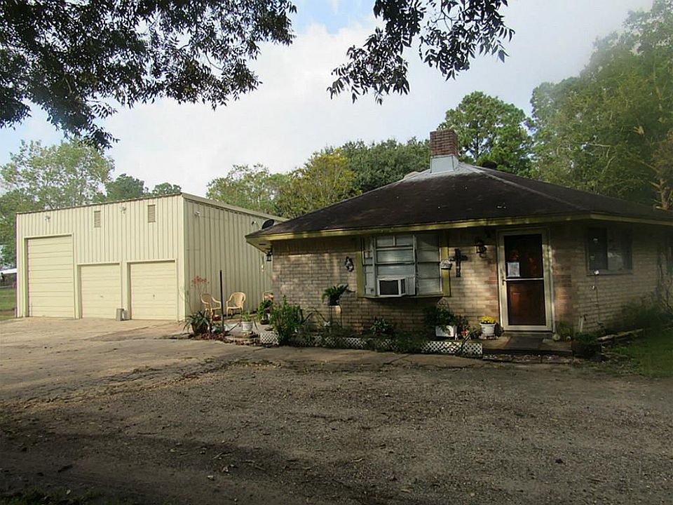 1st image of 2233 Willowbend Dr