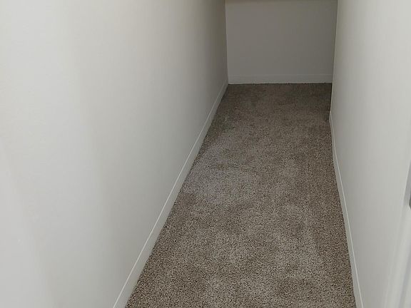 5th image of 851 Amigos Way