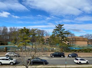95 E Beverly Hill Ter #95, Woodbridge, NJ 07095