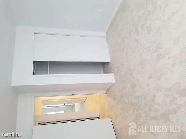 804 Maple Hill Dr — Photo 28