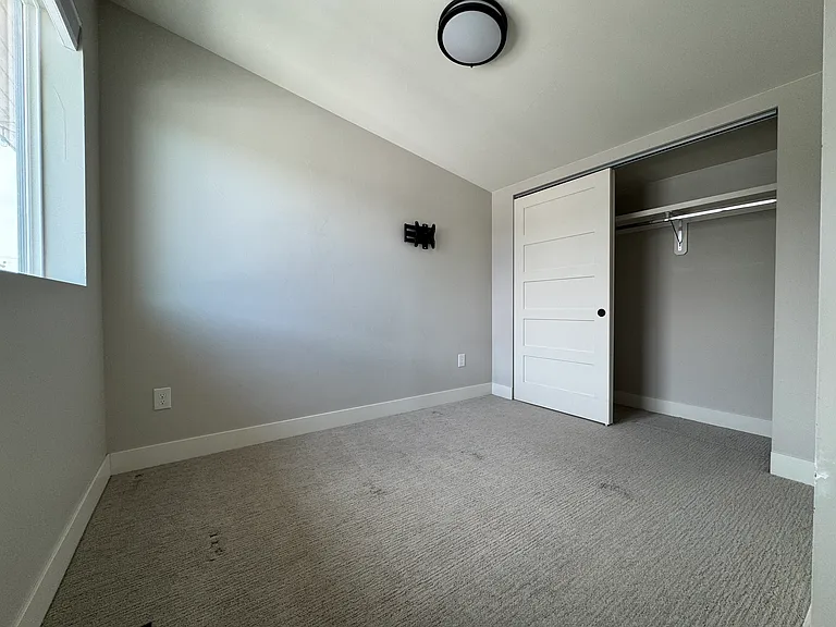 1434 Zenobia St — Photo 18