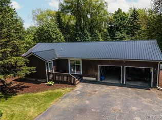 1763 Lake Rd, Youngstown, NY 14174