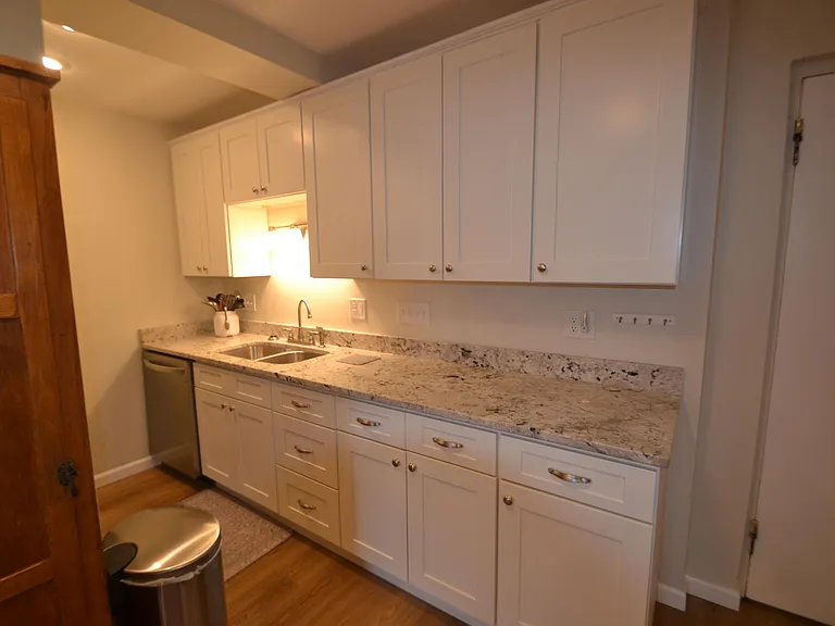 4815 Reading Rd #6 — Photo 7