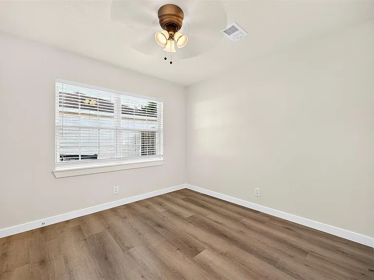 1202 Dogwood Dr — Photo 30