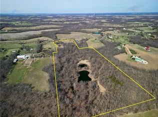 19209 Santa Fe Trl, Leavenworth, KS 66048