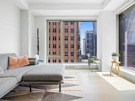 3rd image of 135 Seaport Blvd #1016