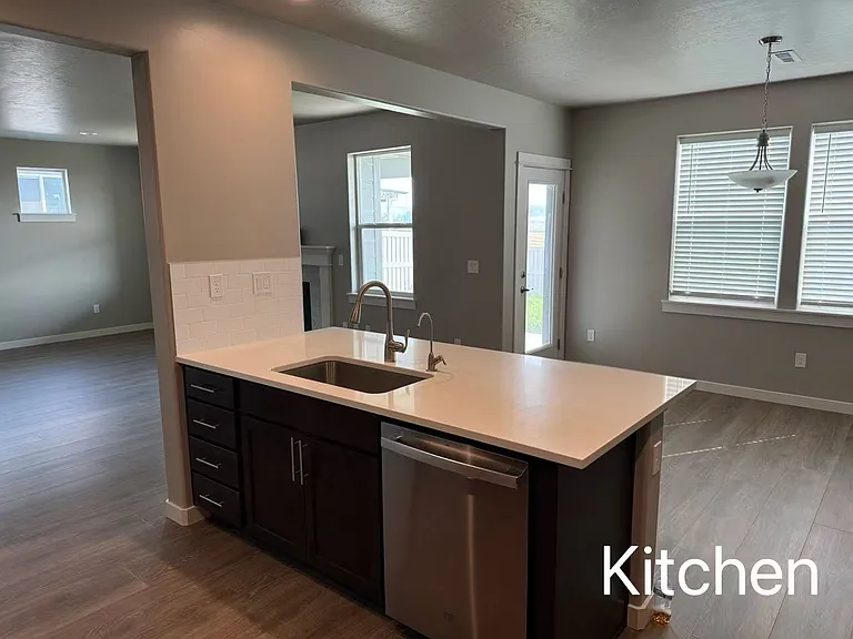 7545 W Havana Dr — Photo 31