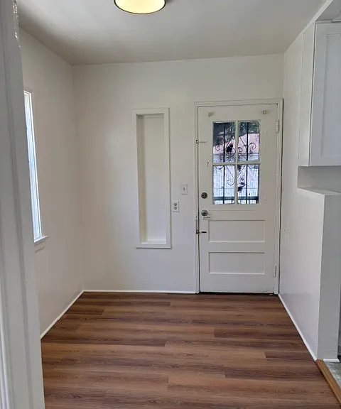 4261 1/2 Garthwaite Ave — Photo 10