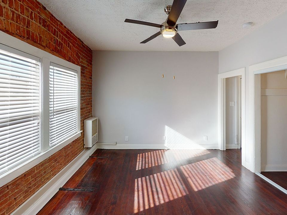 1st image of 2810 Leeward Ave APT 202