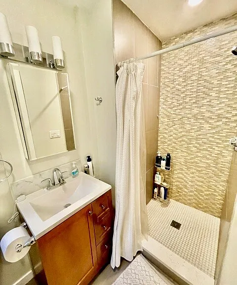 419 Hanover St #2 — Photo 8