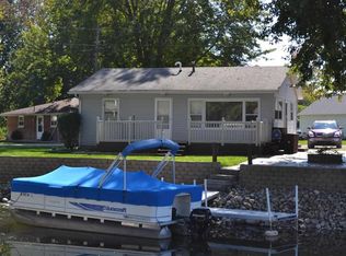 60 Lane 137a Turkey Lk, Hudson, IN 46747