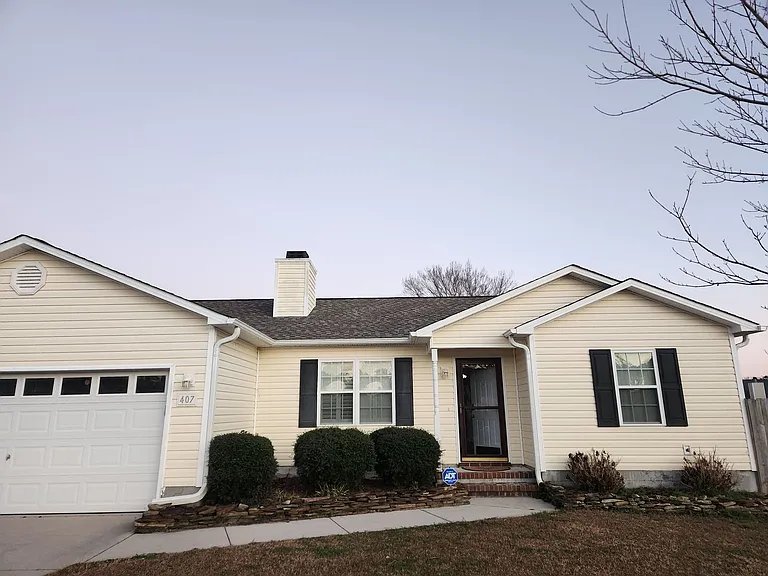 407 S Grazing Ct — Photo 3