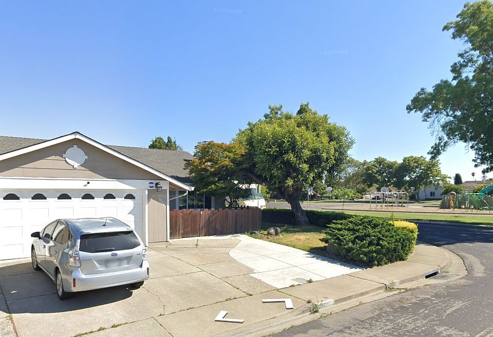 1st image of 3156 San Juan Pl