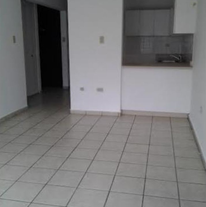 2nd image of 2502 Lomas
