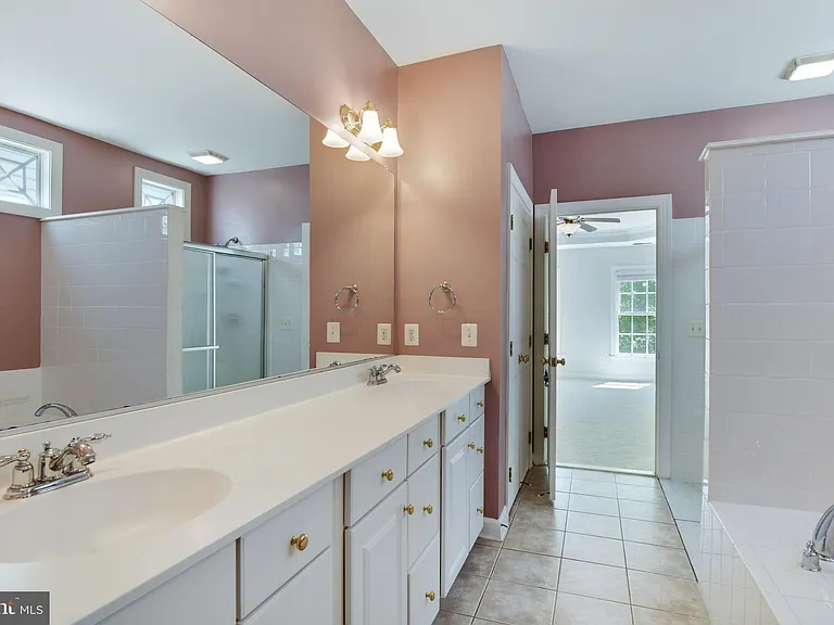 8416 Churchside Dr — Photo 71