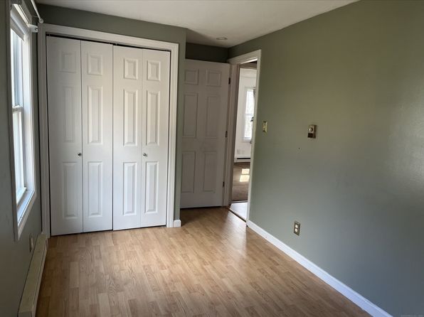 9 E Summer St Floor 2