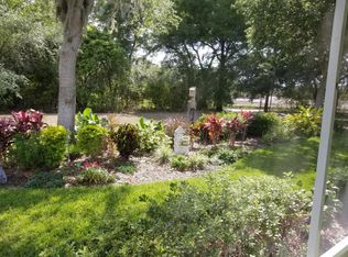 5616 Aurora Dr, Leesburg, FL 34748