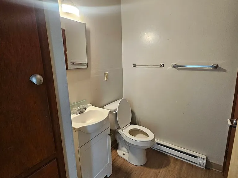 839 Cedar St #3 — Photo 7