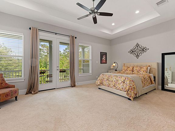 4th image of 74 Dobbs View Ln