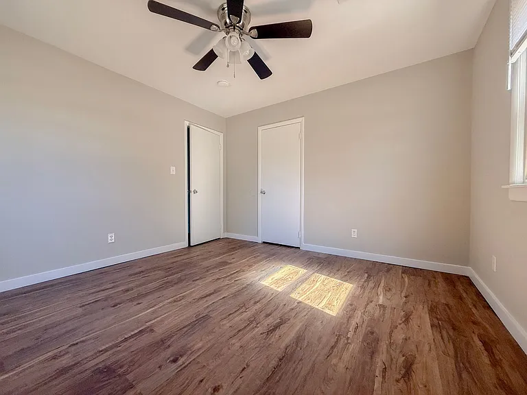 325 Petite Dr — Photo 19
