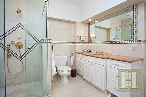 Rented by Halstead Real Estate | media 4