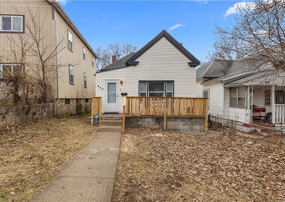 1st image of 805 Lafayette Ave