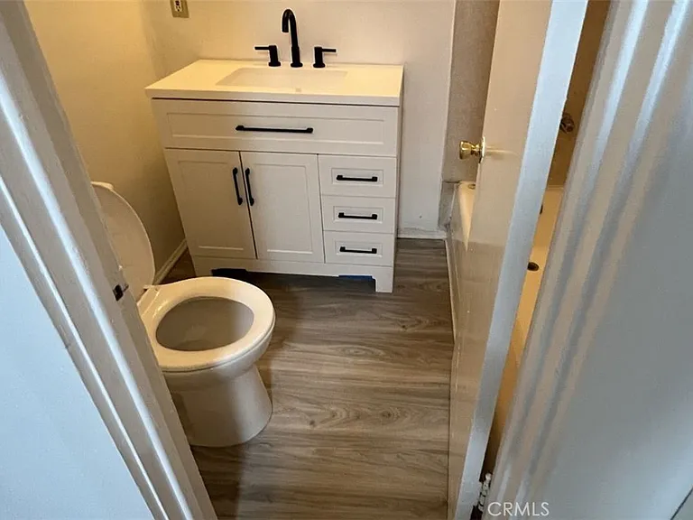 1007 E Maple St #5 — Photo 7