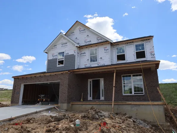 5767 Irwin Dr, Green Township, OH 45248