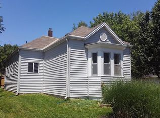 921 Green St, Saint Joseph, MO 64505