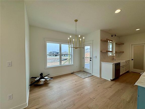 5th image of 10312 N Smalley Dr
