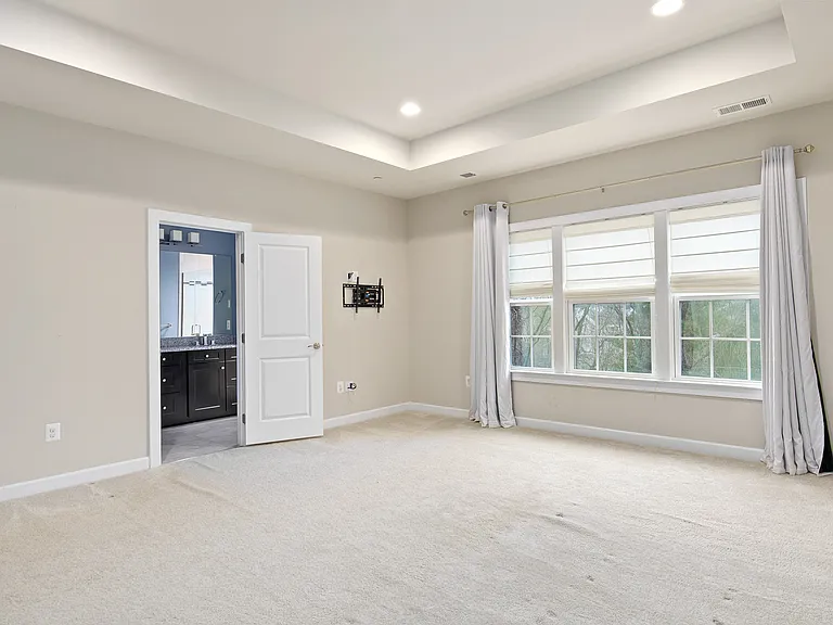 6012 Charles Xing — Photo 17