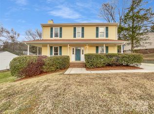 4500 Bathurst Dr, Charlotte, NC 28227