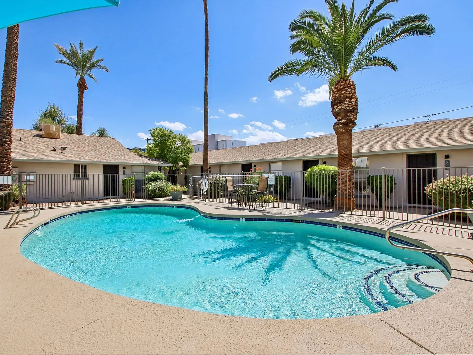 Escondido Apartments — Photo 4