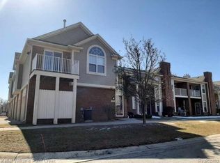 2096 Leighton Dr, Shelby Township, MI 48317