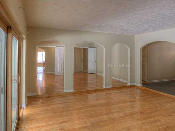 4th image of 509 Terrace Hill Dr