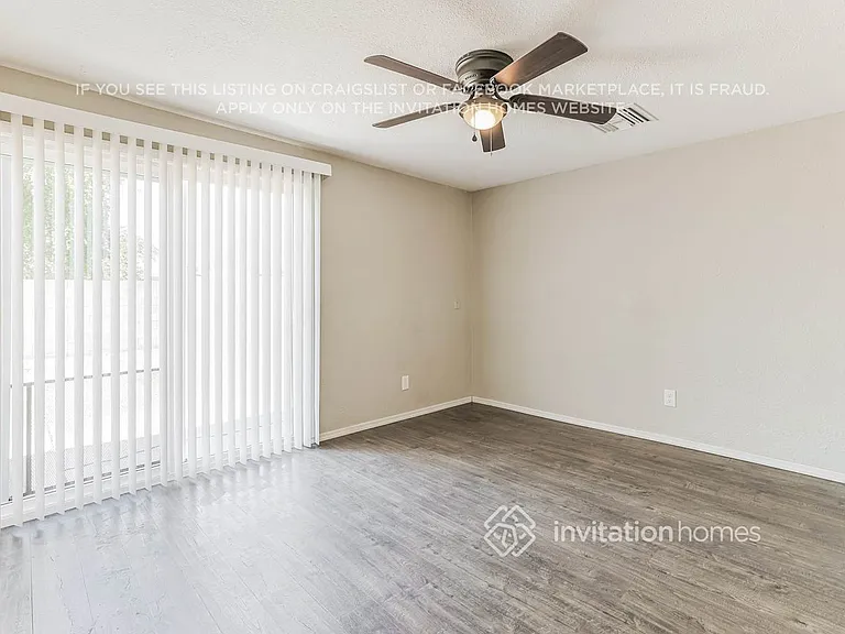 1616 W Los Arboles Pl — Photo 10