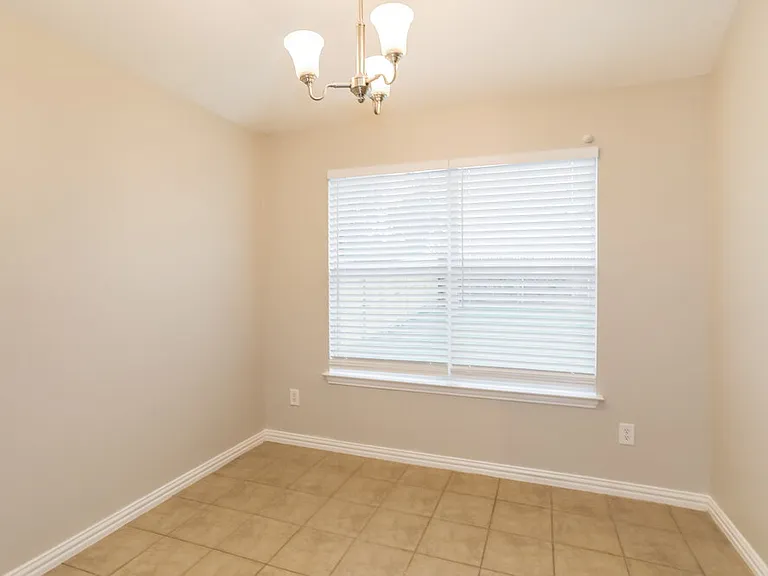 713 Cedar Cove Dr — Photo 6