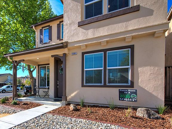 2nd image of 1201 Valley Glen Dr