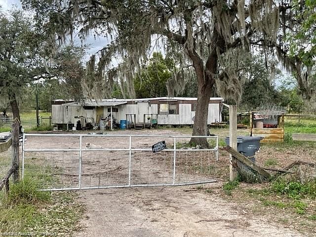 2nd image of 880 Otto Polk Rd