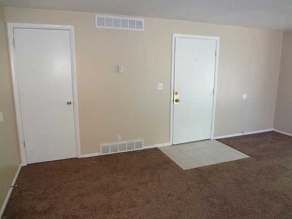 5th image of 4642 S Arlington Park Dr APT 3