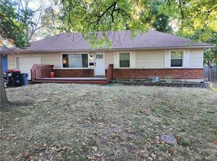 613 NE Corder St, Lees Summit, MO 64063