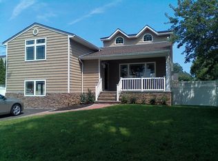 167 2nd Ave, Massapequa Park, NY 11762