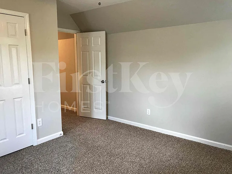924 10th St SW — Photo 17