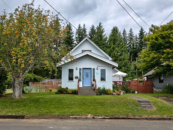 3rd image of 420 W Simpson Ave