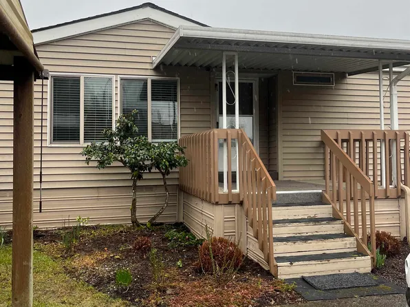 1307 S Water St Unit 96, Silverton, OR 97381