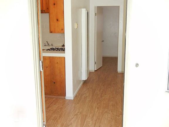 3rd image of 3959 Hamilton St APT 02