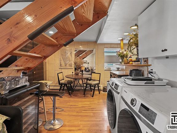 5th image of 395 Smith St APT 3B