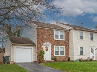 7813 Stoneford Dr, Columbus, OH 43235