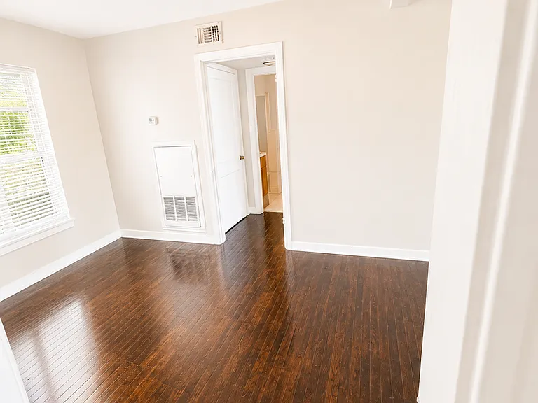 2345 Cincinnati Ave #4 — Photo 7